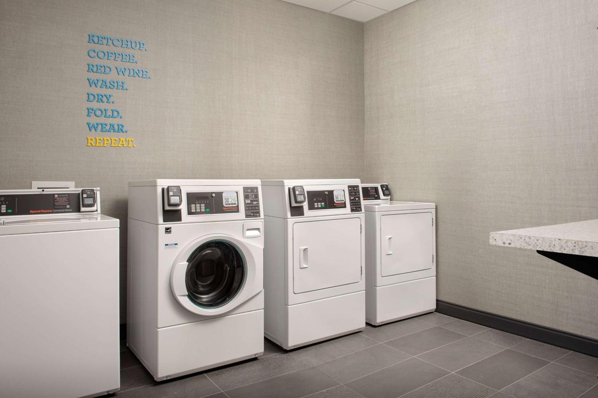 Tru By Hilton Jacksonville Airport Ngoại thất bức ảnh