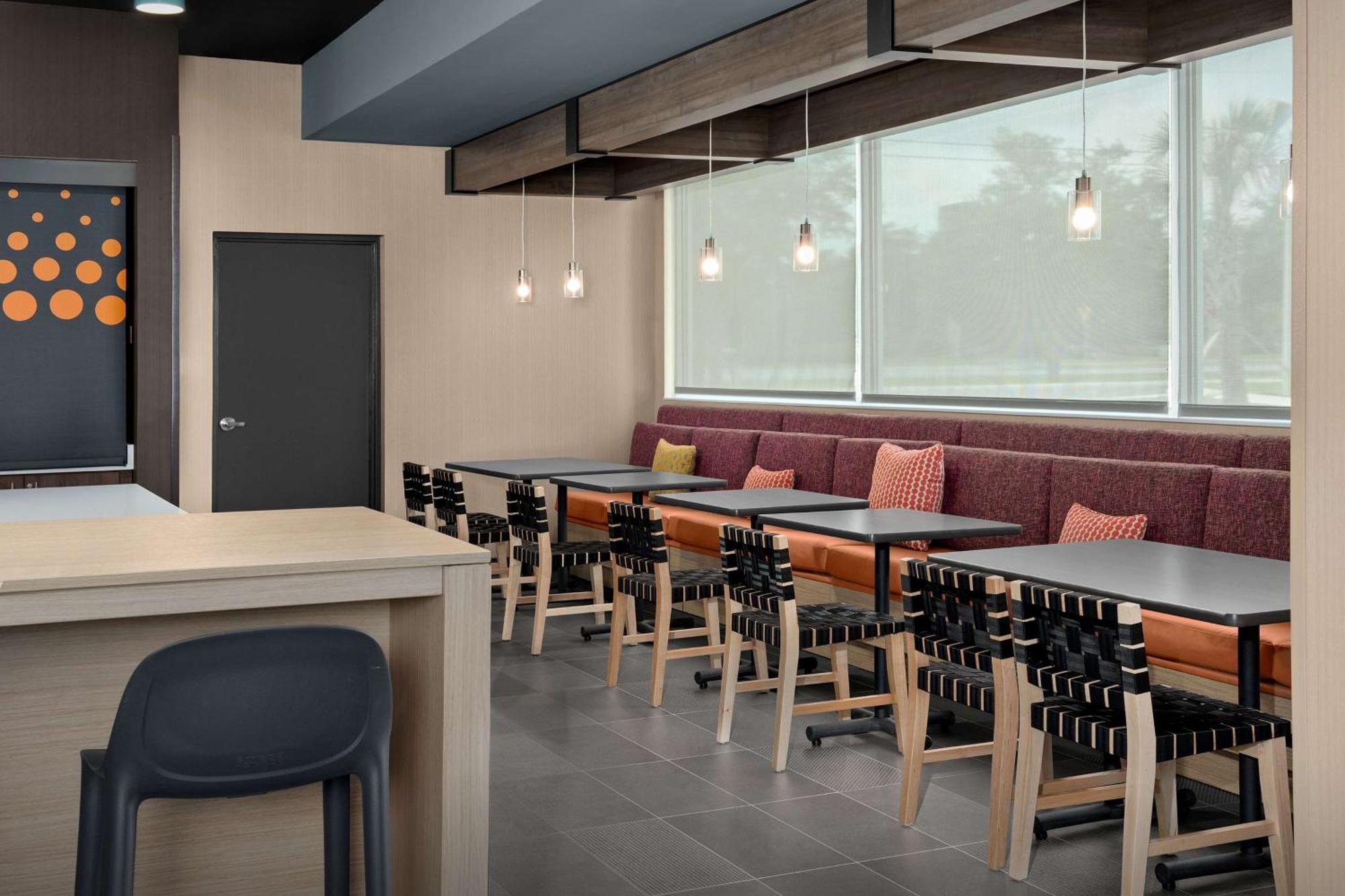 Tru By Hilton Jacksonville Airport Ngoại thất bức ảnh